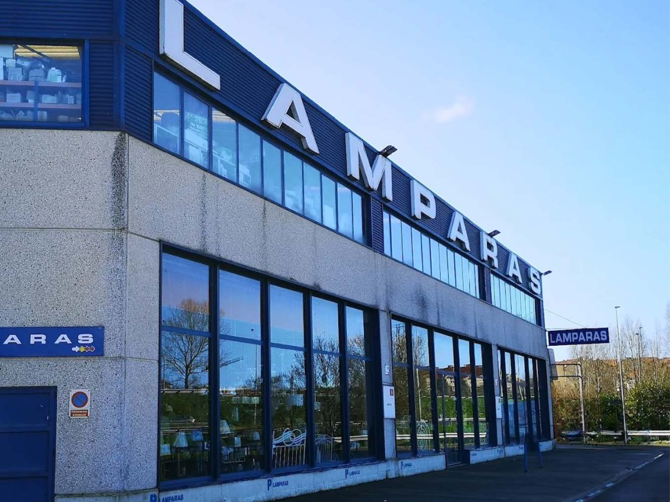 fachada lámparas santander